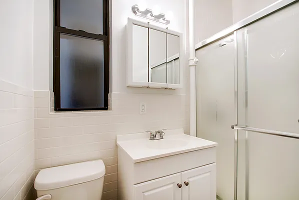 Rented by Compass | media 13