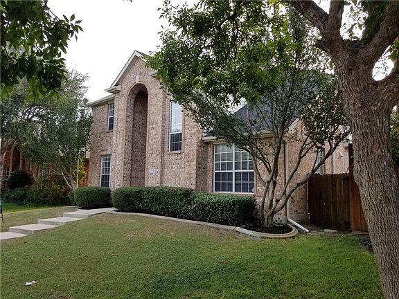 2nd image of 5641 Westwood Ln