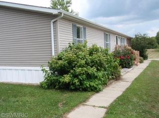 1202 Shiawassee River Rd, Three Rivers, MI 49093