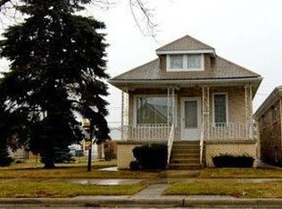 5236 N Meade Ave, Chicago, IL 60630