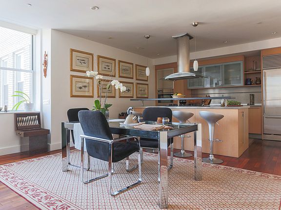 5th image of 8-10 Warren St #1E