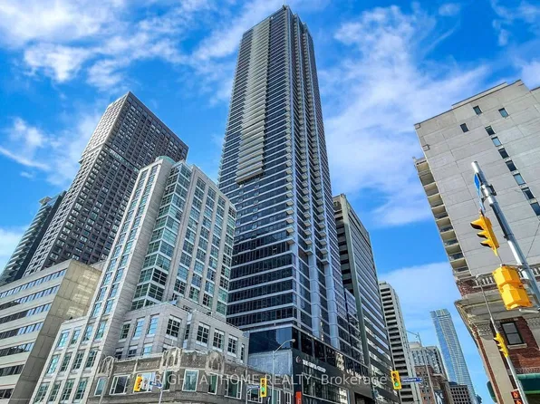 395 Bloor St E, Toronto, ON