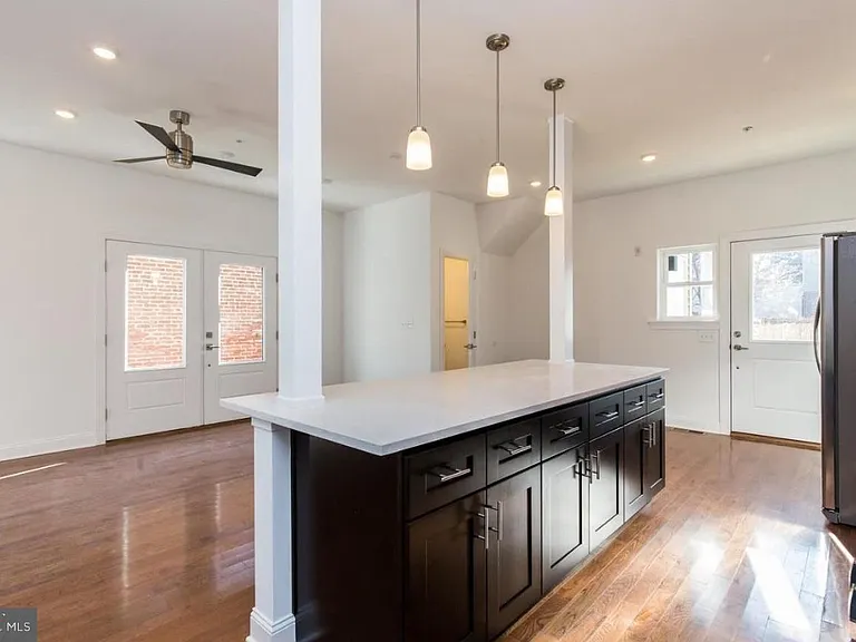 4215 Manayunk Ave #D — Photo 4