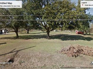 7039 32nd St, Groves, TX 77619