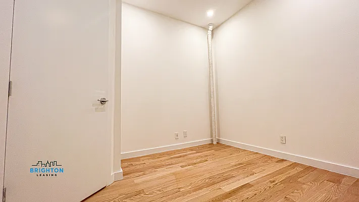 Rented by Brighton Management | media 4