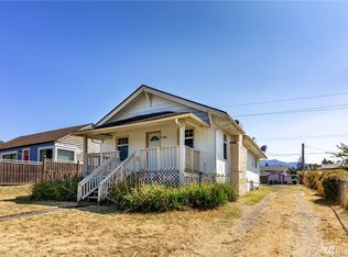 1526 W 5th St, Port Angeles, WA