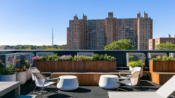 Rented by Nooklyn NYC LLC | media 35