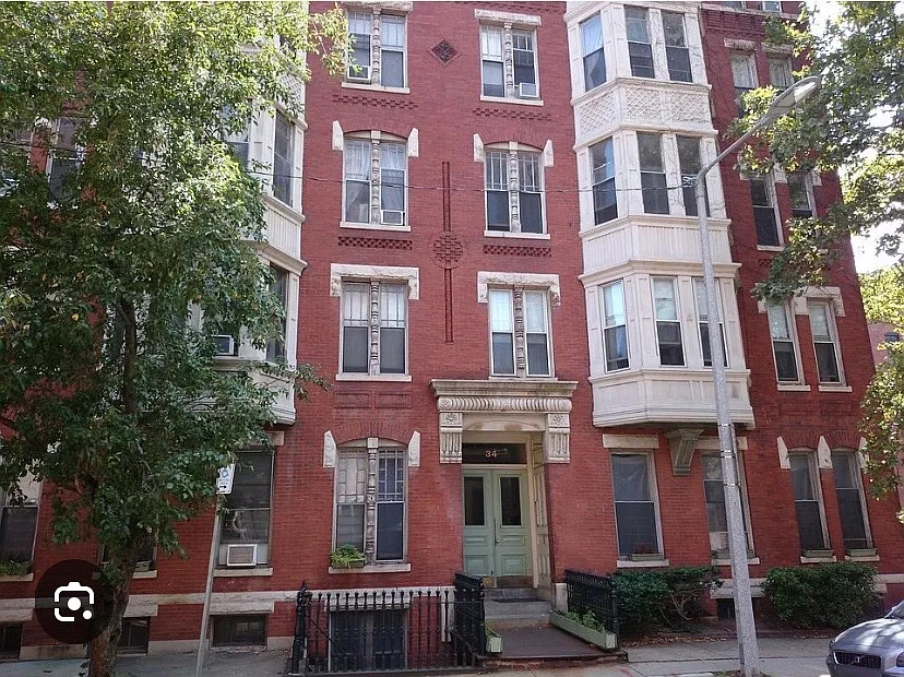 34 Isabella St #3