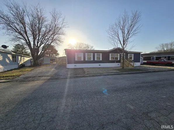 3032 Van Bibber Lake Ests, Greencastle, IN 46135
