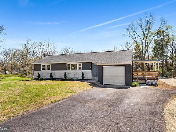 2nd image of 546 Heiser Rd