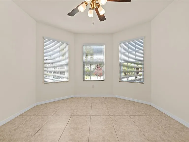 8932 Excelsior Pl — Photo 11