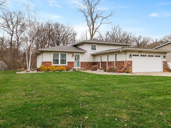 2930 Crabapple Ln, Hobart, IN 46342
