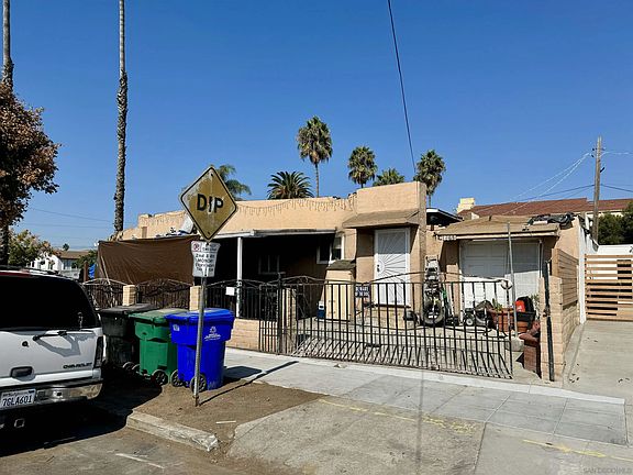 3rd image of 3603 Marlborough Ave