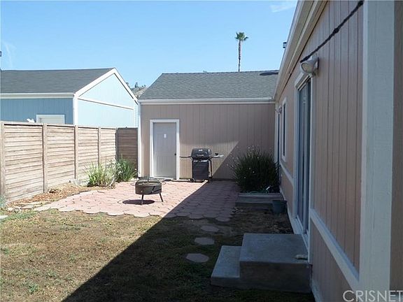 3rd image of 20044 Canyon View Dr