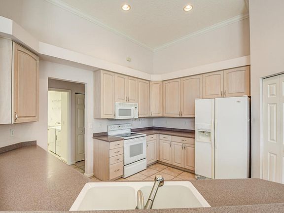 5th image of 1594 SE Ballantrae Ct