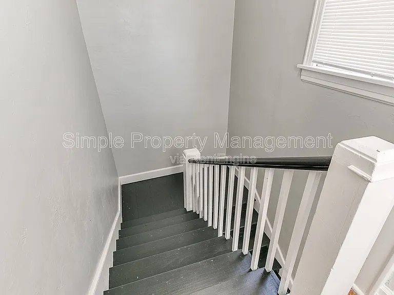 1841 N Gatewood Ave — Photo 6