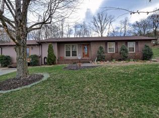 121 Myrtle Ave, Erwin, TN 37650