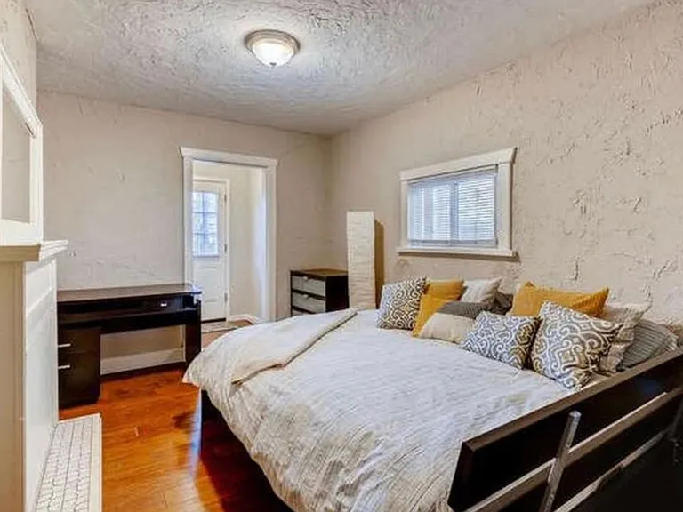 2443 N Clay St — Photo 12