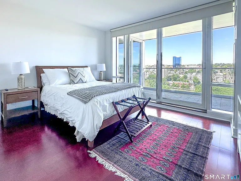 1 Broad St #12B — Photo 1