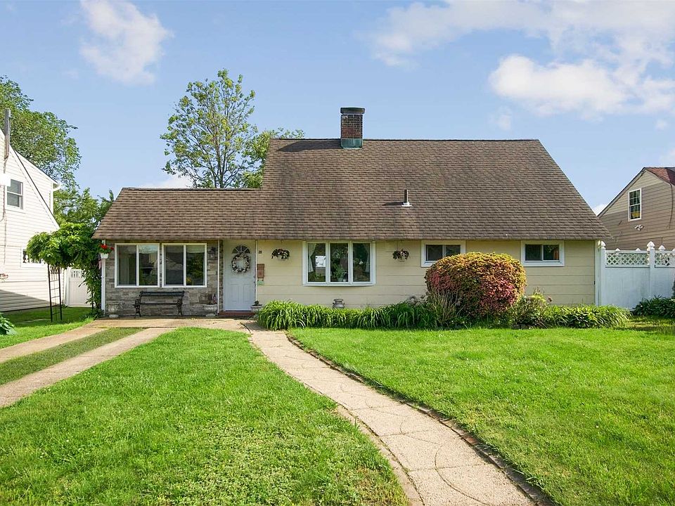 1st image of 28 Sheep Ln