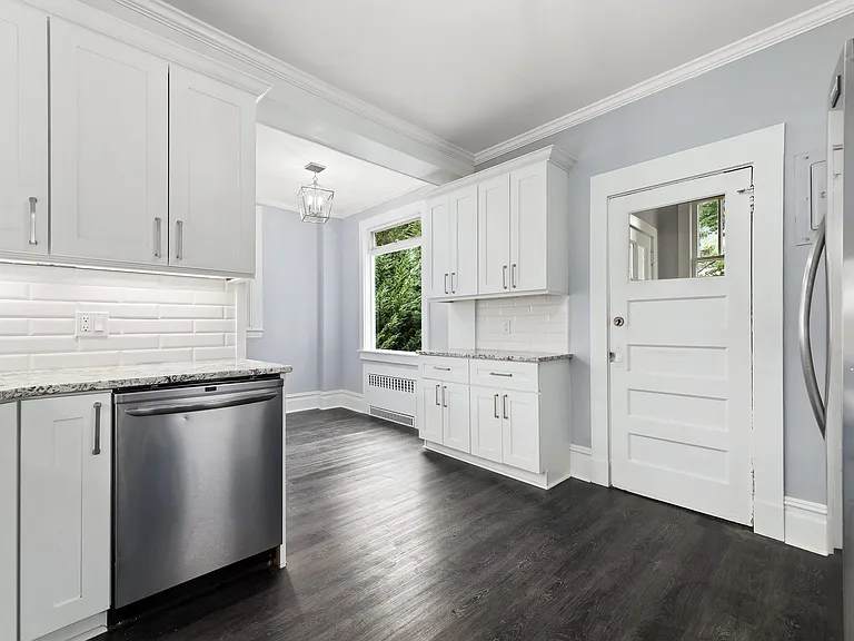16 Kraft Ave — Photo 9