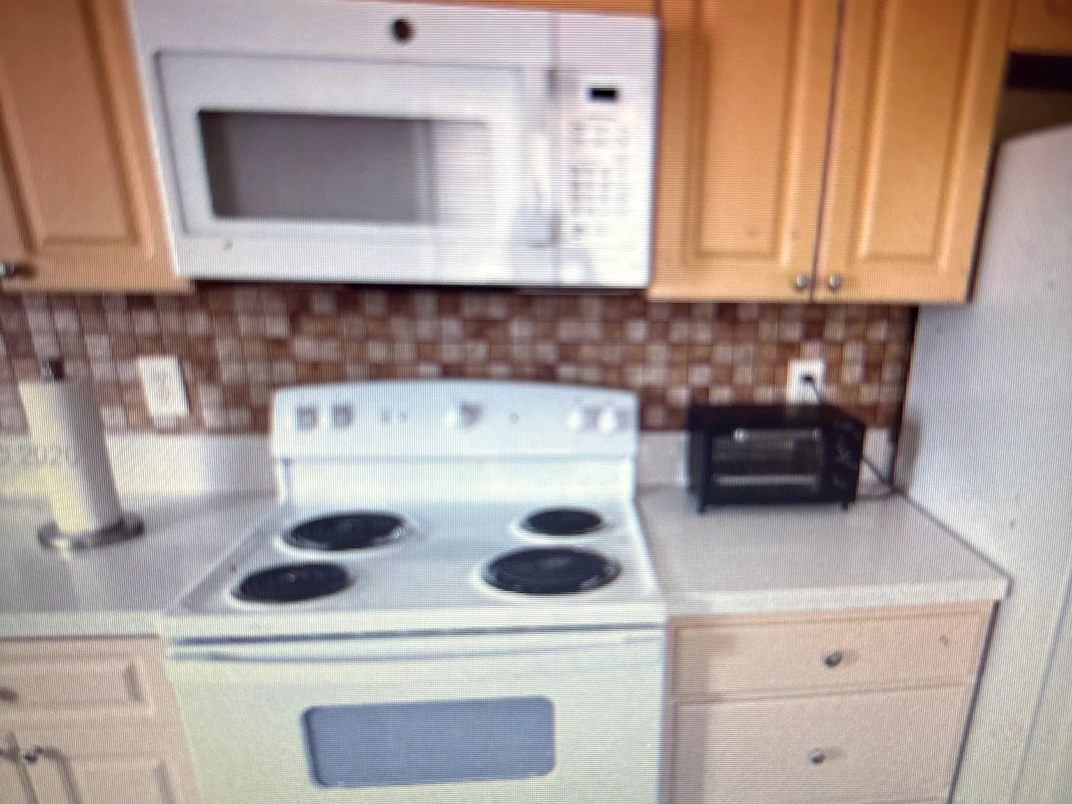 3 bed, 1200 sqft, $2,900 — Photo 3