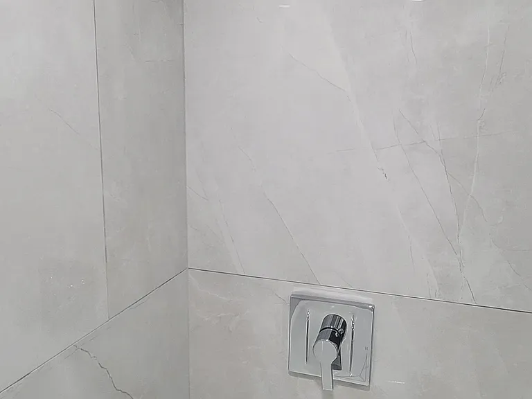 34-36 Waverly St #2 — Photo 17