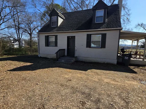 802 Woodward Rd, Midfield, AL 35228