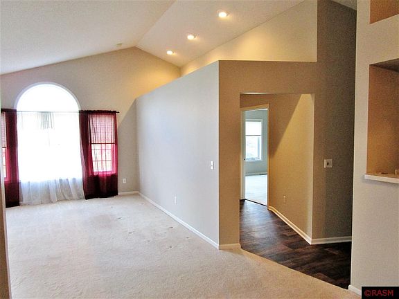 4th image of 257 Plum Run