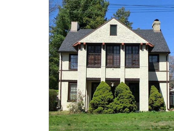 2nd image of 633 Ferne Blvd