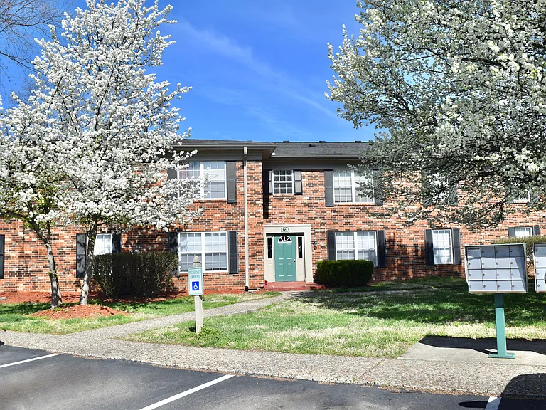 Countrybrook Apartments — Photo 86