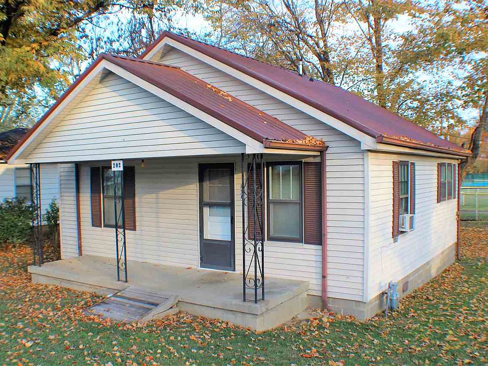 2nd image of 202 Humble Ave