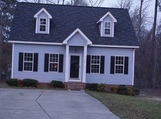 408 Kellywood Ct, Fuquay Varina, NC 27526
