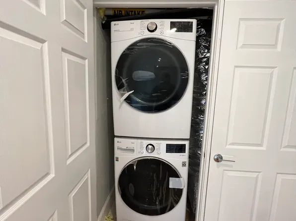 72 Pearl St #2, Somerville, MA 02145