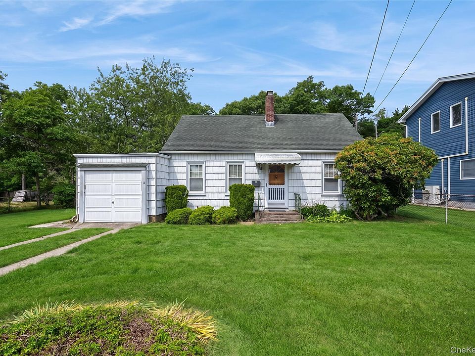 1st image of 10 Laurel Road