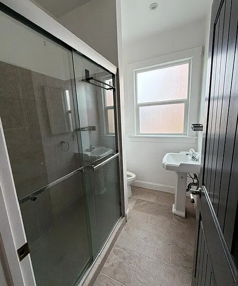 1392 Funston Ave #5 — Photo 12