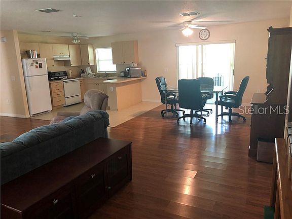 2nd image of 13200 Litewood Dr