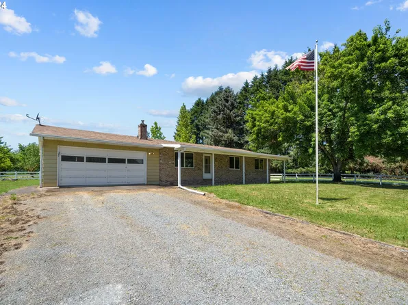 30355 S Candlelight Ct, Canby, OR 97013