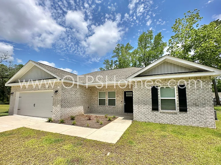 188 Park Ln — Photo 2