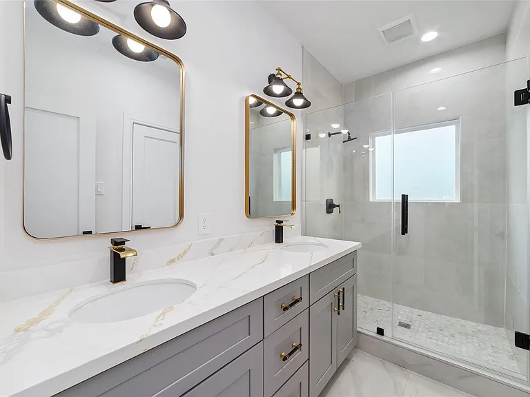 6717 England St — Photo 14