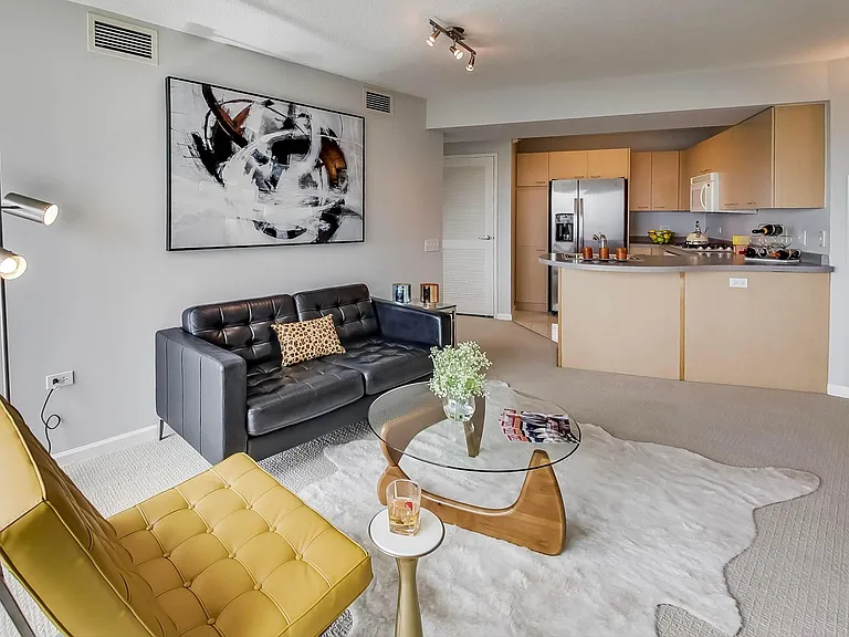1720 Maple Ave #1570 — Photo 7