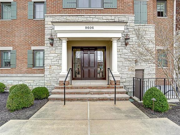 3rd image of 9606 Park Manor Boulevard