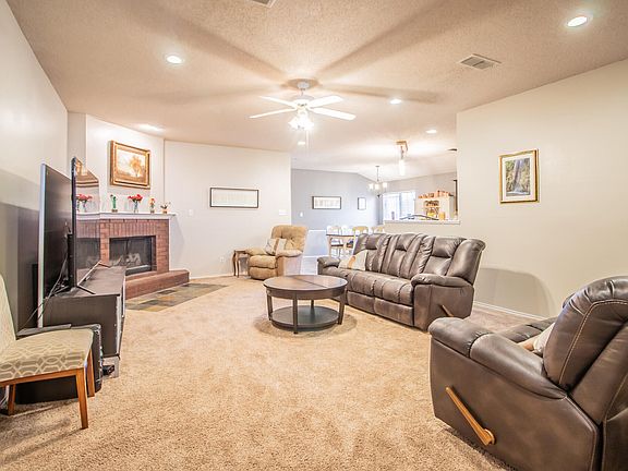 5th image of 6715 86th St