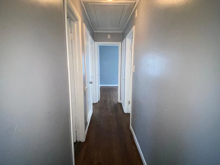 319 S 80th East Ave — Photo 7