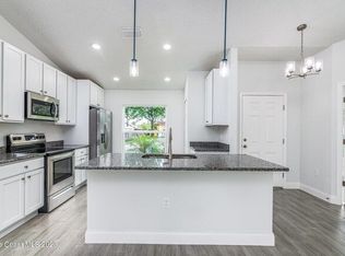 1898 Pirate Ave SE, Palm Bay, FL 32909