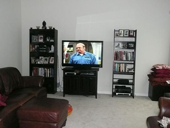 4th image of 6256 Pendragon Pl