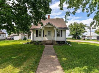 412 E North St, Emden, IL 62635