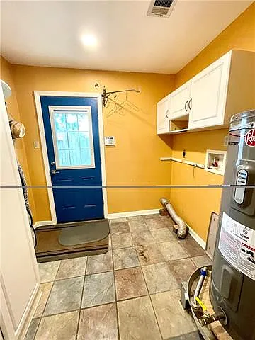 7597 Vincent Rd — Photo 19