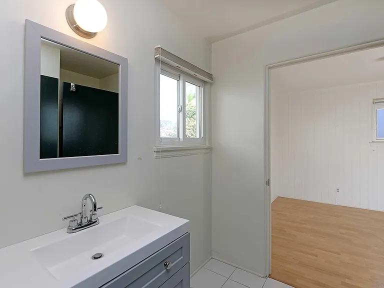 8405 Paseo Del Ocaso — Photo 13