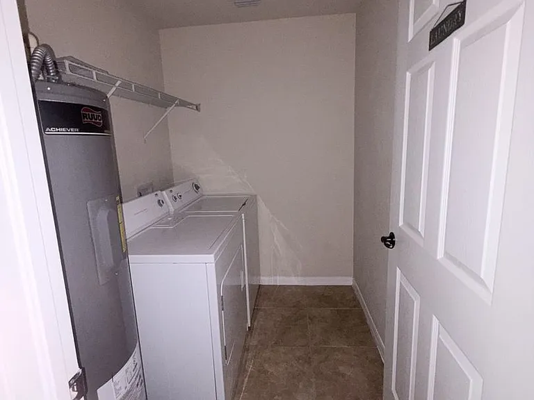 1328 SE 8th Ave — Photo 20